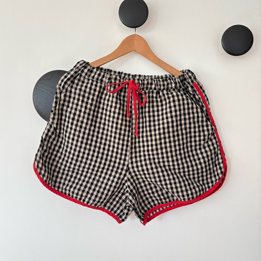 Eliza Faulkner shorts
